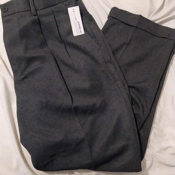 Van Heusen trousers - Picture 1 of 4